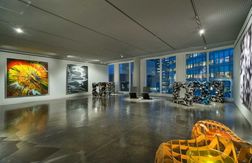 光与空间的诗篇 现代简约住宅室内设计指南